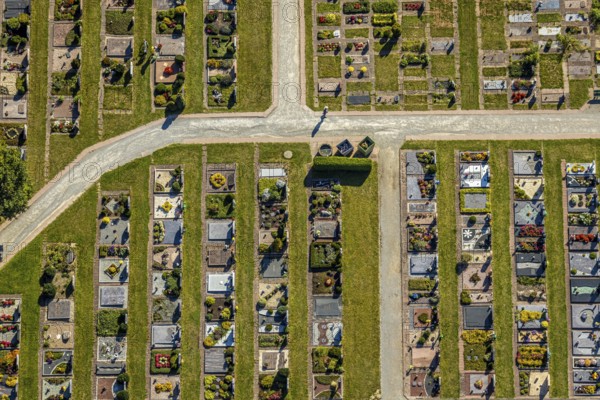 Aerial view, cemetery Lange Straße, Bad Driburg, Ostwestfalen-Lippe, North Rhine-Westphalia,