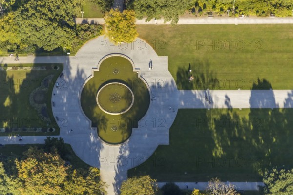 Aerial view, Bad Oeynhausen, fountain in the spa gardens, Bad Oeynhausen, East Westphalia-Lippe,
