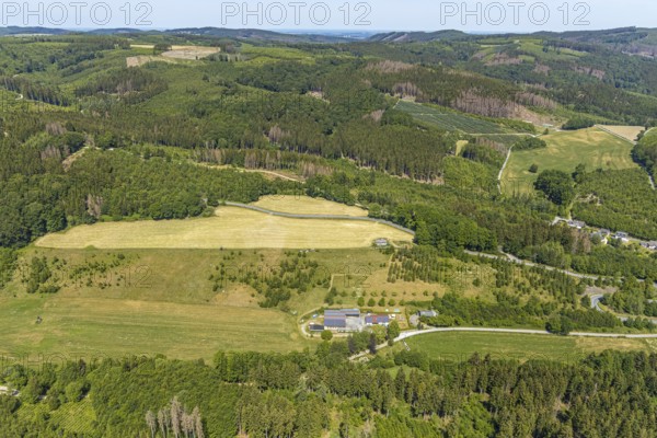 Aerial view, farm Im Kump 4, Leveringser Berg, Balve, Sauerland, North Rhine-Westphalia, Germany,