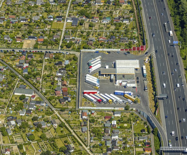 Aerial view, Shell petrol station, Vietingstraße, truck parking, motorway A40, allotment garden