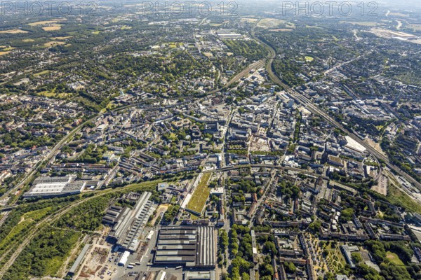 Aerial view, overview Bochum city centre from west to east with central station, Westring,