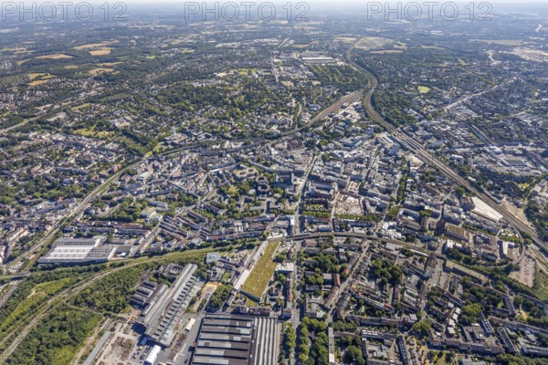 Aerial view, overview Bochum city centre from west to east with central station, Westring,