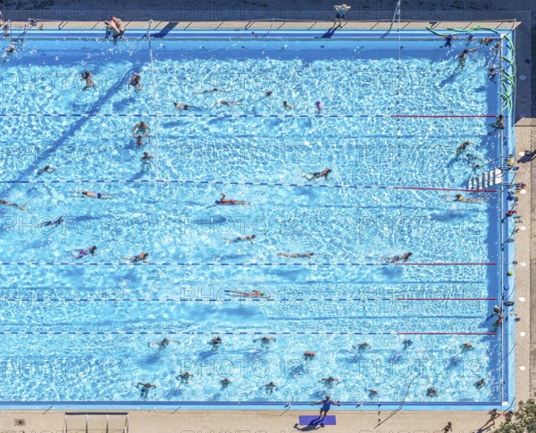 Schwimmverein Blau-Weiß Bochum 1896 e. V., outdoor swimming pool Am Wiesengrund, swimming pool,