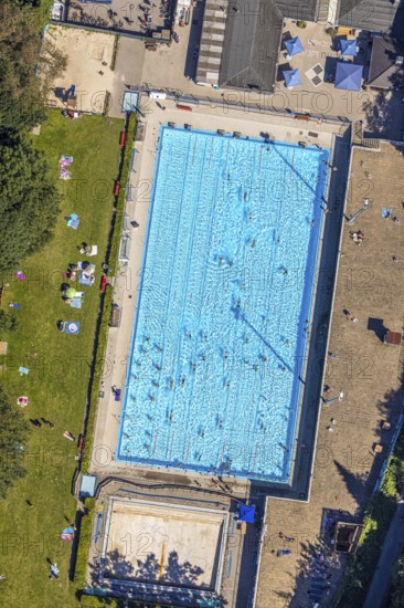 Schwimmverein Blau-Weiß Bochum 1896 e. V., outdoor swimming pool Am Wiesengrund, swimming pool,