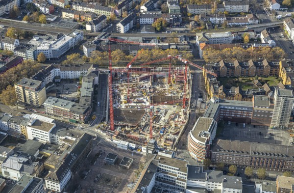 Construction site and new building for three-part commercial building complex Viktoria Karree,
