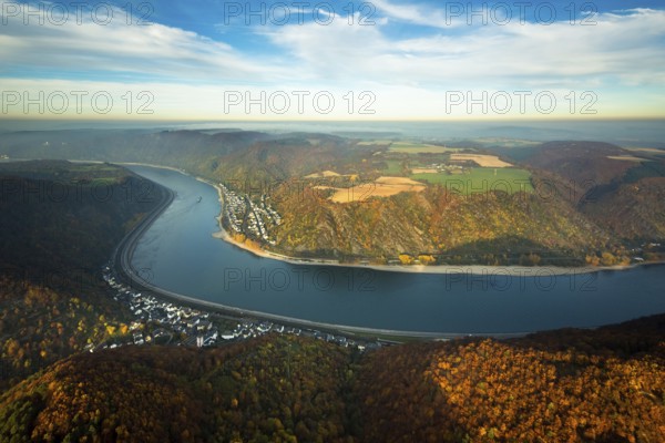 View from Boppard over the Rhine to Kestert, Rhine valley, Rhine arch, autumn leaves, low water,