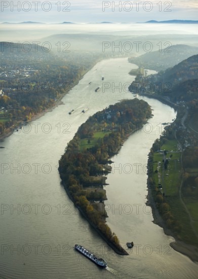 Bad Honnef, Rhine near Siebengebierge near Rolandswerth, Rhine valley in haze, Rhine island