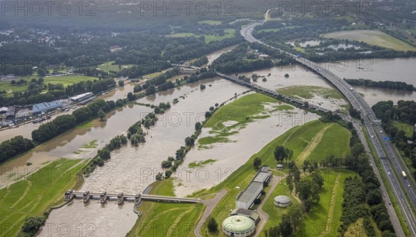 Aerial photograph, Ruhr floods, floods at the Styrum waterworks, Raffelberg lock, Styrum - South,