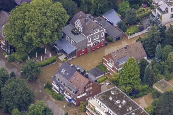 Aerial photo, Ruhr floods, floods at Laupendahler Landstraße in Essen-Werden, Werden, Essen, Ruhr