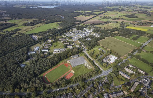 Aerial view, Schill barracks with sports field in the district Blumenkamp in Wesel, Lower Rhine,