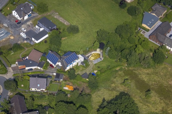 Aerial view, residential house Höhenweg with solar roof and excavation pit, Echthausen, Wickede,
