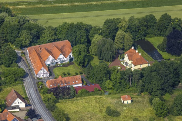 Aerial view, moated castle Haus Echthausen, Echthausen, Wickede, Sauerland, North Rhine-Westphalia,