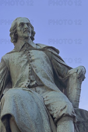 Physicist Otto von Guericke, fountain, monument, sculpture, detail, Hauptwache, Magdeburg,