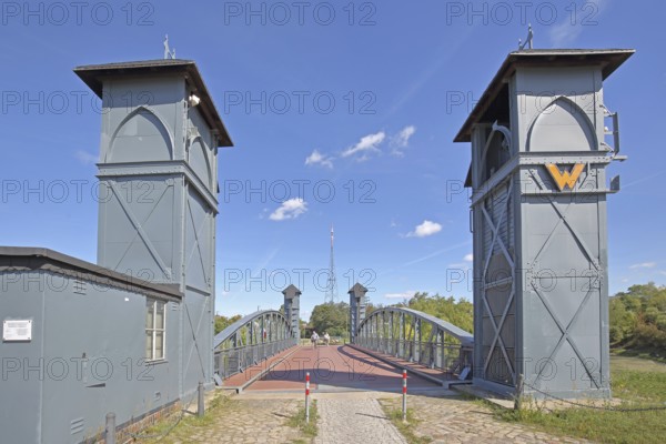 Railway lift bridge built in 1893 today's bicycle bridge, lift bridge, railway bridge, commercial