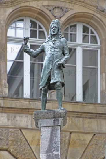 Eisenbart Fountain and monument to surgeon and physician Doctor Eisenbarth by Fritz von Graevenitz