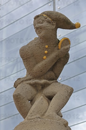 Eulenspiegel fountain, monument to Till Eulenspiegel, sculpture, figure, Eulenspiegel fountain,