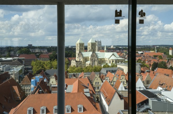 Aerial view, old town with St Paul's Cathedral and St Lambert's Catholic Church, Münster, North
