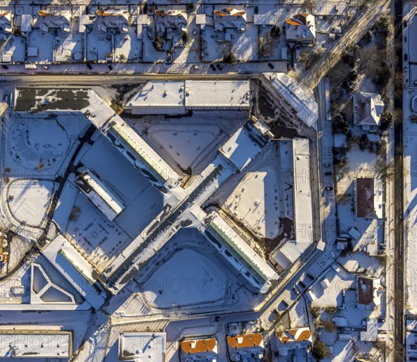 Aerial photo, Werl prison, JVA Werl, winter, snow, Werl, Soester Börde, North Rhine-Westphalia,