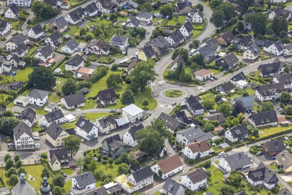 Aerial view, residential area at Wendener Straße roundabout, Siegener Straße, Hünsborn, Wenden,
