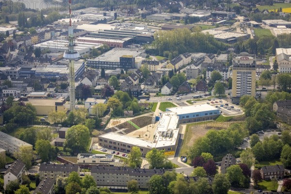 Aerial photo, primary school Kastanienallee, telecommunications tower Velbert, BKS high-rise