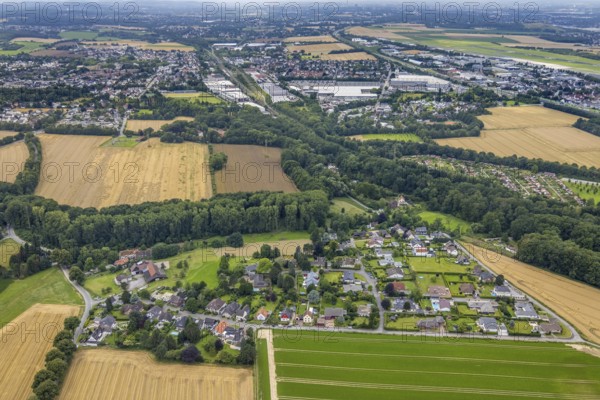 Aerial view, housing estate Massener Heide, Am Stuckenberg, Maßen, Unna, Ruhr area, North