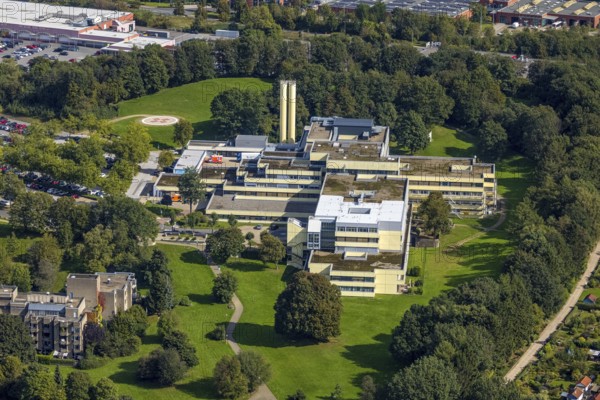 Aerial view, Helios Klinikum Schwelm in the district Lindenberg in Schwelm, Ruhr area, North