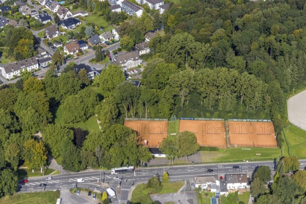 Aerial view, tennis courts of the Rot-Weiß tennis club in the Lindenberg district of Schwelm, Ruhr