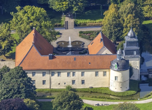 Aerial view, Schloss Haus Martfeld in the district of Lindenberg in Schwelm, Ruhr area, North