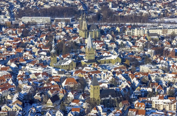 Aerial view, old town centre Soest, half-timbered houses, church St.. Petri (Alde Kerke), Church St