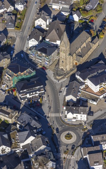Aerial view, town centre with parish church St. Nikolaus in Olsberg, Sauerland, North