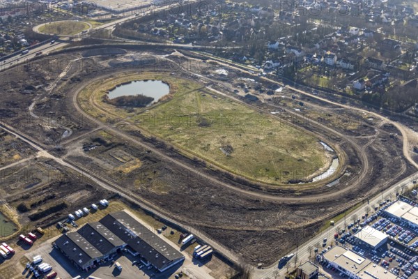 Aerial view, Former racecourse becomes a residential neighbourhood, Project Living by the lake at