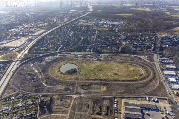 Aerial view, Former racecourse becomes a residential neighbourhood, Project Living by the lake at