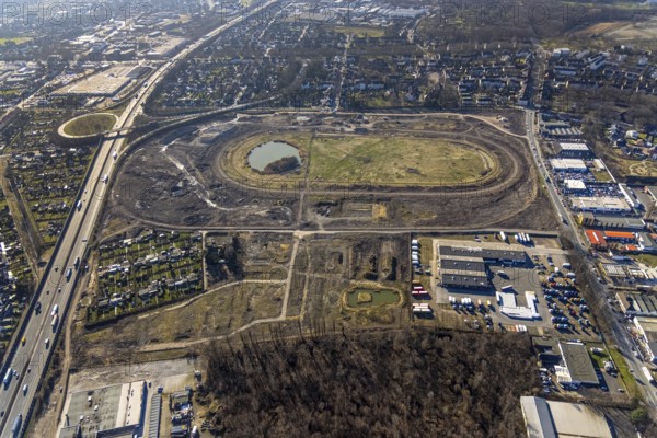 Aerial view, Former racecourse becomes a residential neighbourhood, Project Living by the lake at