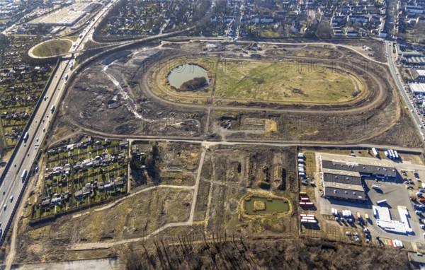 Aerial view, Former racecourse becomes a residential neighbourhood, Project Living by the lake at