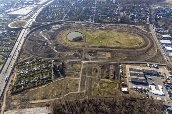 Aerial view, Former racecourse becomes a residential neighbourhood, Project Living by the lake at