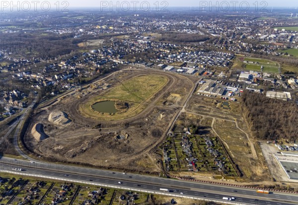 Aerial view, Former racecourse becomes a residential neighbourhood, Project Living by the lake at
