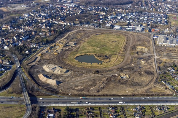 Aerial view, Former racecourse becomes a residential neighbourhood, Project Living by the lake at