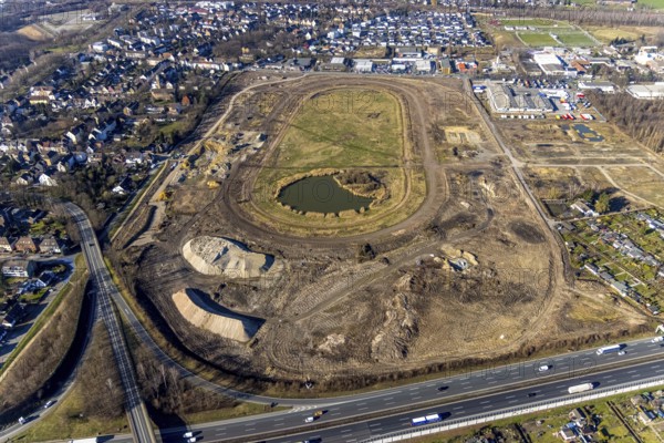 Aerial view, Former racecourse becomes a residential neighbourhood, Project Living by the lake at