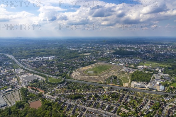 Aerial view of the former trotting track in the Hillerheide district, ISEK project Wohnen am