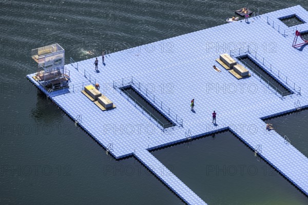 Aerial view, Biggesee, Camping Biggesee - Vier Jahreszeiten, bathers on pontoon, Sondern, Olpe,