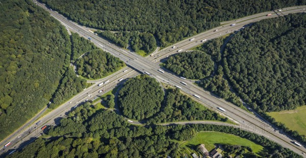 Aerial view, motorway junction Oberhausen with A2 and A3 in the district Königshardt in Oberhausen,