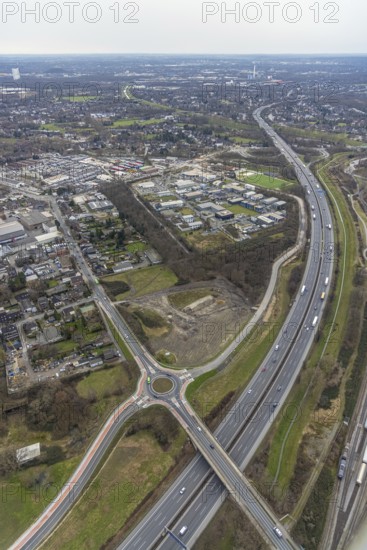 Aerial view, roundabout Weißensteinstraße at the motorway A3, Schwarze Heide, Oberhausen, Ruhr