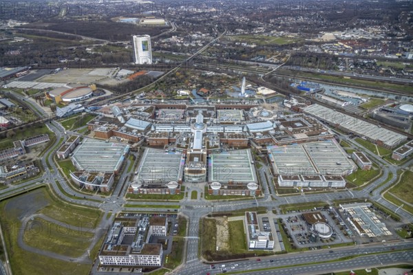 Aerial view, CentrO Oberhausen shopping centre, renovation work on the covered gasometer, Borbeck,