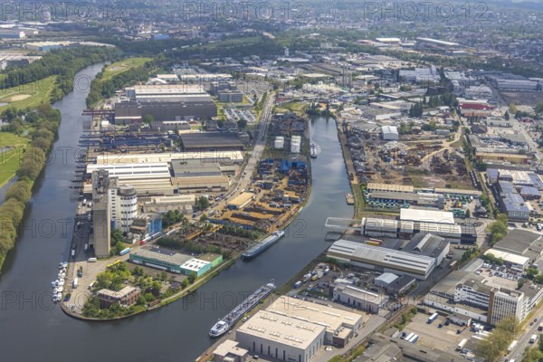 Aerial view, Rhine-Ruhr harbour Mülheim, shipping canal, Am Nordhafen, Rheinstraße, Speldorf,