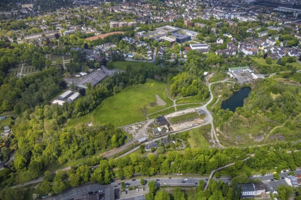 Aerial view, destroyed building, quarry and brickyard Rauen am Kassenberg, Broich - Ost, Mülheim an