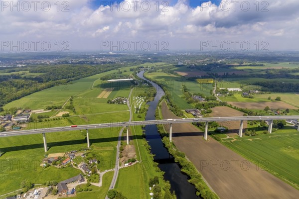 Aerial view, river Ruhr, Mintarder Ruhrtalbrücke, Leinpfad, Campingplatz Staader Loch, Saarn,
