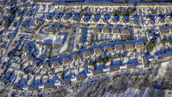 Aerial view, workers' housing estate, Heimaterde housing estate, Theodor-Suhnel-Straße, Heißen -