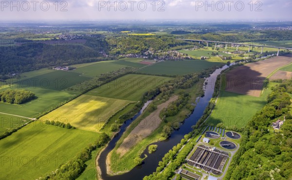 Aerial view, Untere Kettwiger Ruhraue, river Ruhr, Mintarder Ruhrtalbrücke, Saarn, Mülheim an der