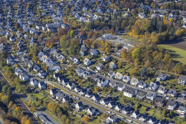 Aerial view, housing estate between Kolpingstraße and Unterm Hasenfeld in Meschede-Stadt in