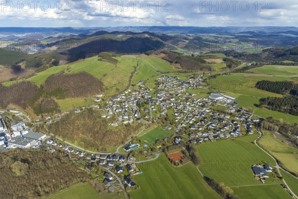 View of Grevenstein, Grevenstein, Meschede, Sauerland, North Rhine-Westphalia, Germany, DE, Europe,